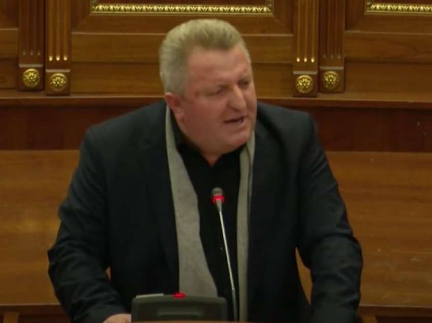 Berisha: E mbajmë mend kur ushtarët rusë kërkonin cigare rrugëve, ky ka qenë objektivi i kamotshëm i Putinit