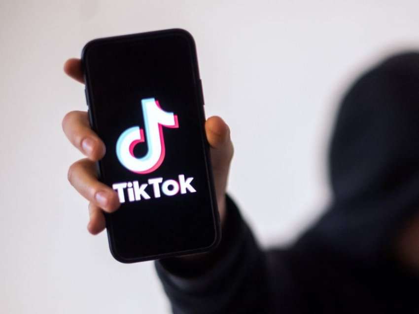 TikTok nis planin për të luftuar mohimin e Holokaustit