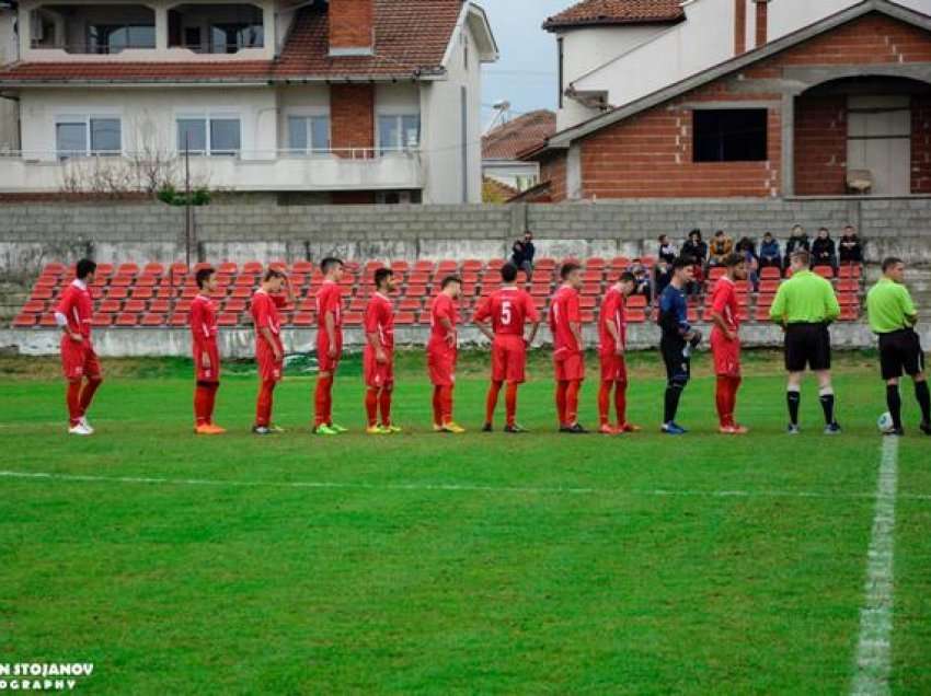 Ish trajneri i FC Shkupit merr drejtimin e Kozhuvit!