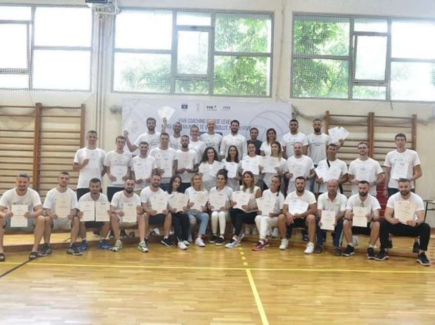 FVK: 30 trajnerë certifikohen nga FIVB për nivelin 1