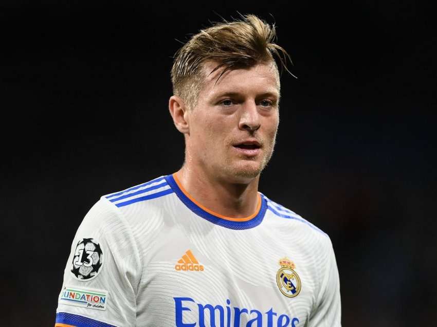 Kroos flet për rinovimin e kontratës