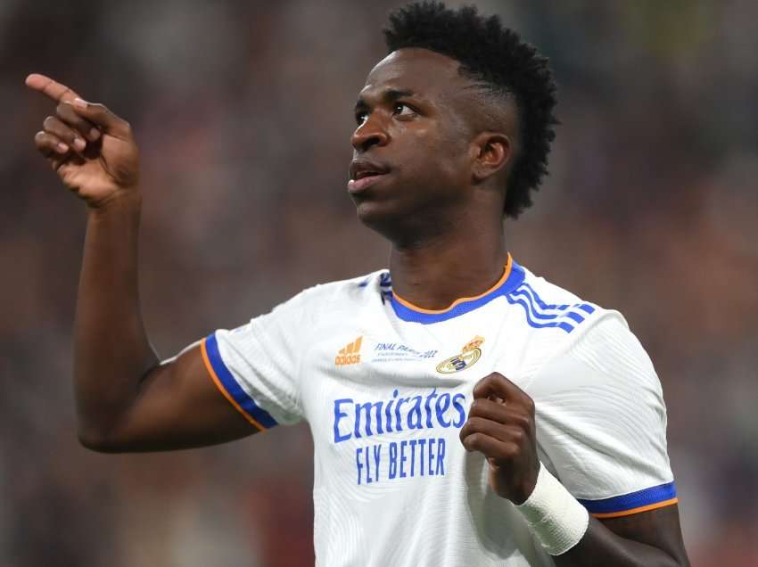 Vinicius vazhdon bashkëpunimin me Real Madridin 