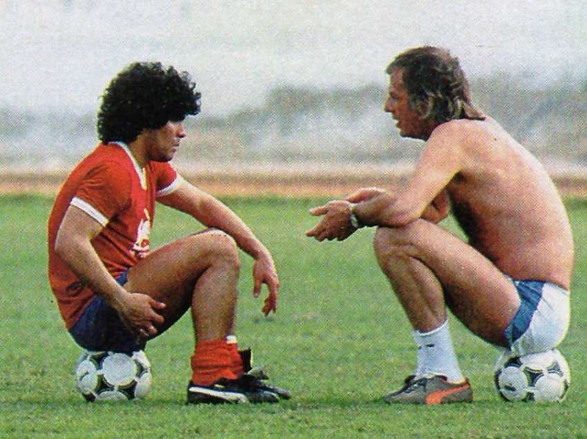 Menotti tradhton Maradonën