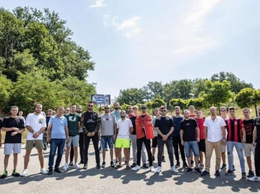 Bekim Jashari u çoi mesazh edhe “Shqiponjave të Zeza”