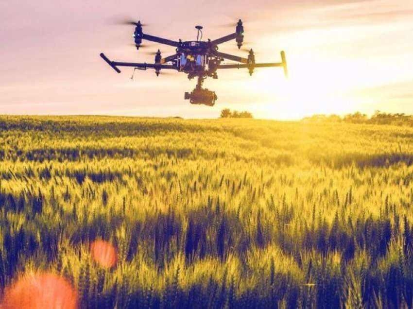 Mbretëria e Bashkuar do ta ketë “autostradën më të madhe në botë” të dronëve automatikë