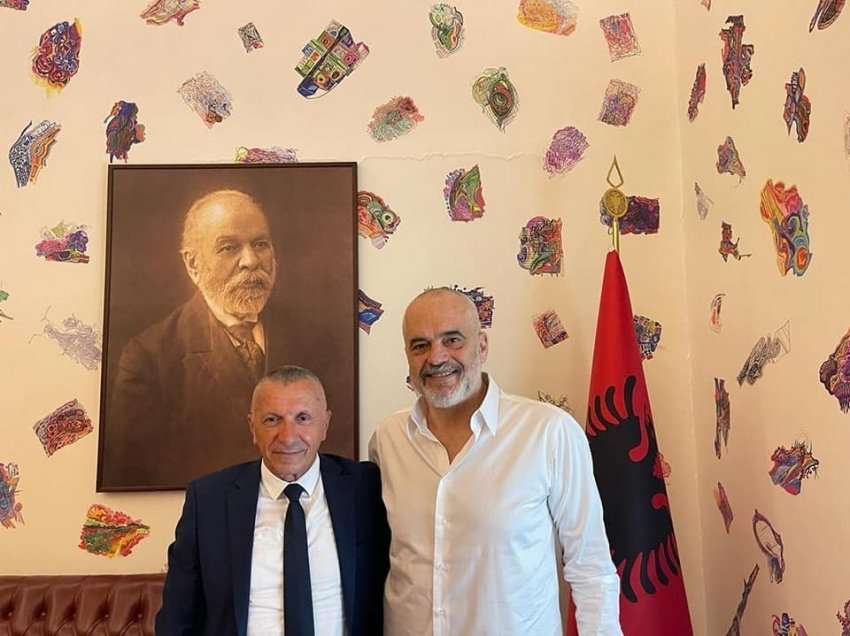 Edi Rama priti në takim Shaip Kamberin