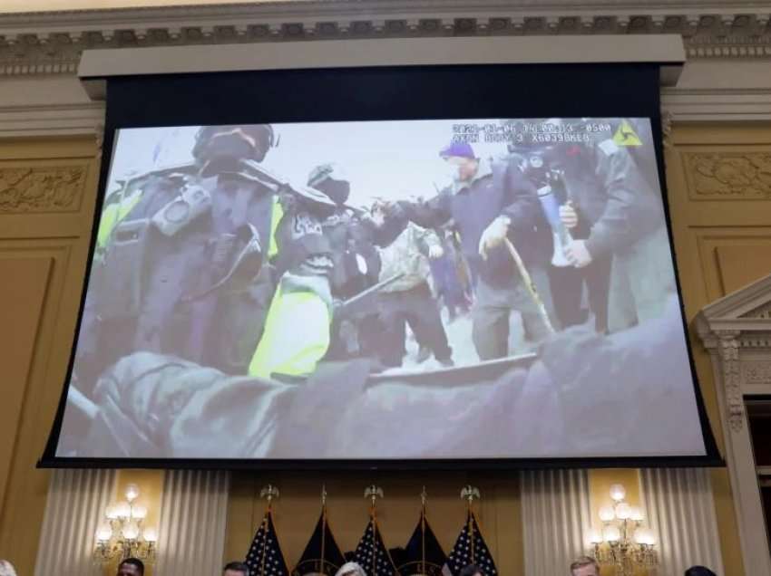 Komisioni i 6 janarit thotë se Trumpi inkurajoi aktivisht protestuesit