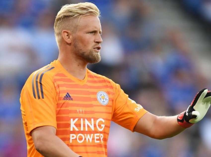 Schmeichel drejt largimit nga Leicester