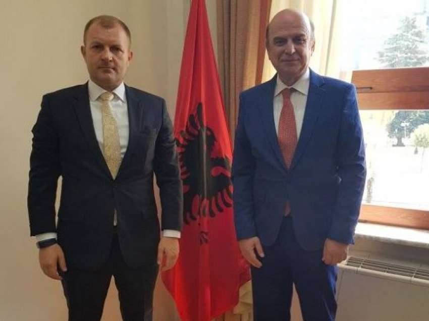 Zbulohet emri, ja kush do të jetë drejtor i Kabinetit të Presidentit Bajram Begaj