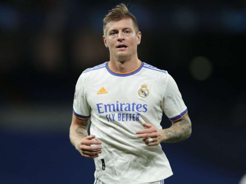 Toni Kroos: Kush na njeh e di se do të luftojmë për 6 trofetë