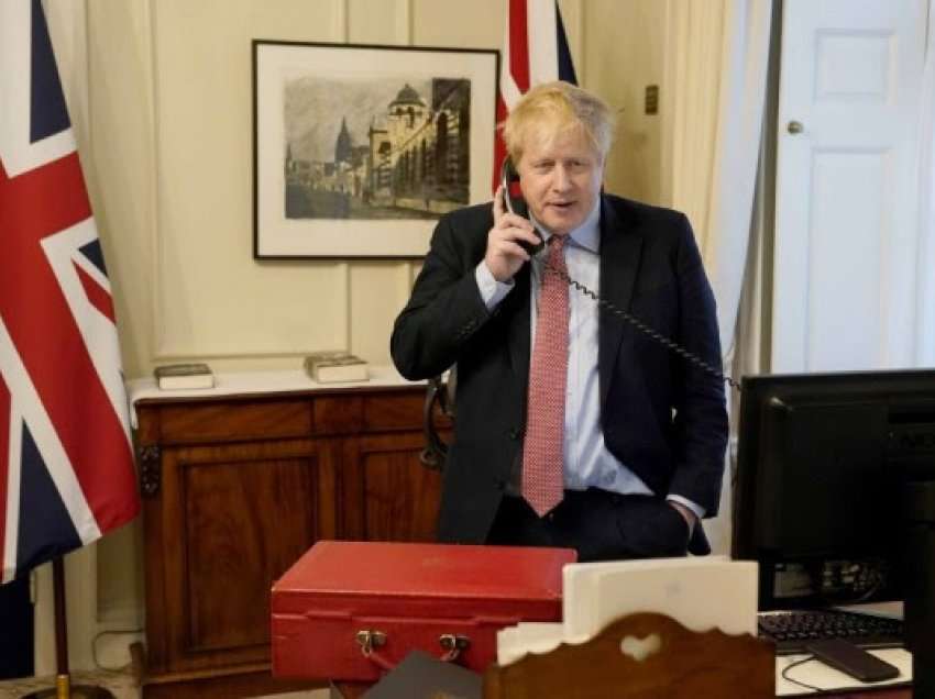 Boris Johnson mund të jetë kreu i ri i NATO-s