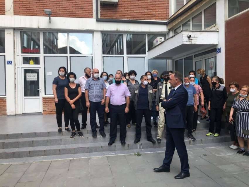 Punëtorët teknik dhe ata të sigurimit të spitaleve protestojnë sot