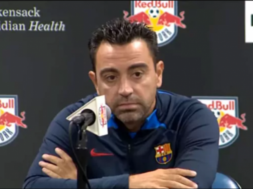 Xavi: Messi e meriton një rast