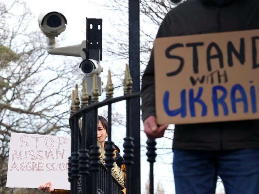 Irlanda e cilëson pushtimin rus një akt gjenocidi