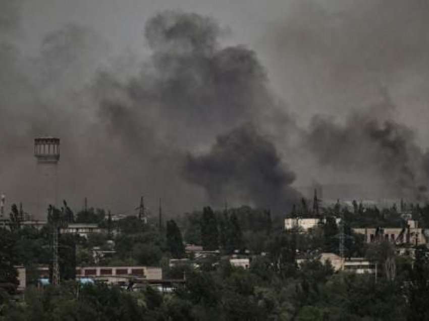 Rusët hedhin të gjitha rezervat e tyre në Severodonetsk