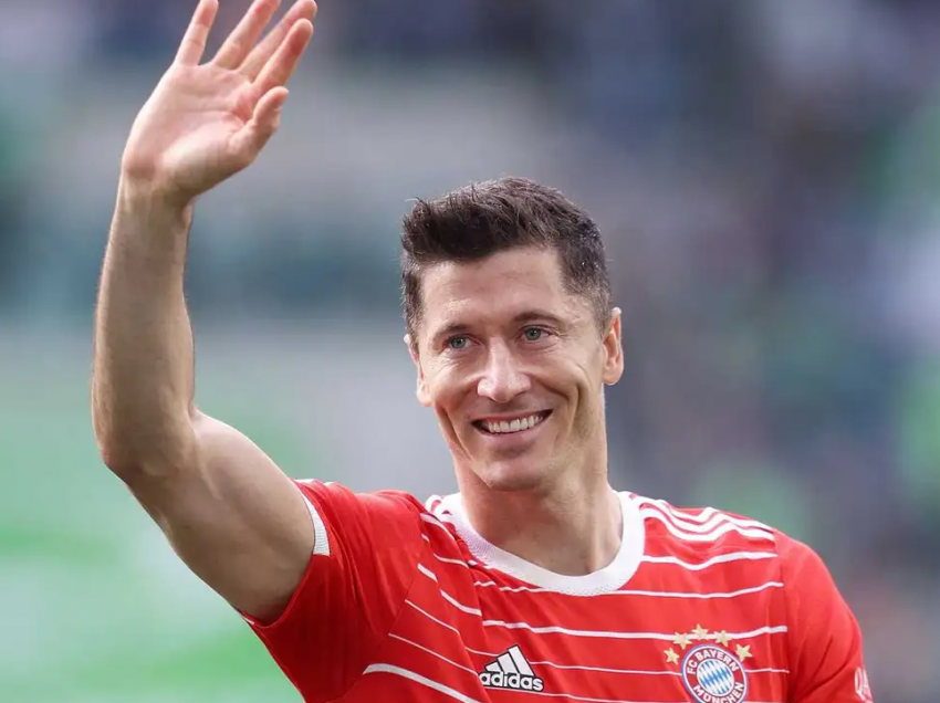 Lewandowski nuk heq dorë nga Barcelona