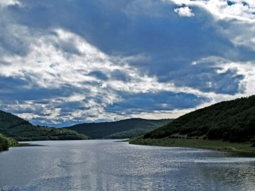 Të shtëna me armë te liqeni i Badovcit