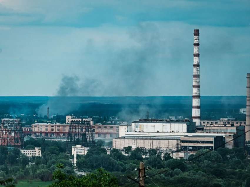 Situata ndryshon “çdo orë” ndërsa luftimet e ashpra vazhdojnë në Severodonetsk