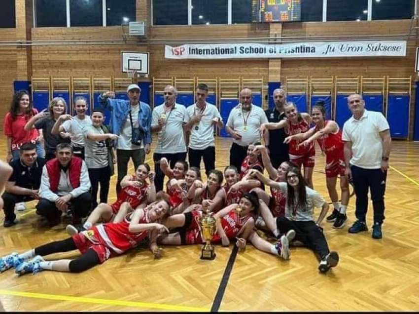 Basketbollistet e KB “Junior 06” udhëtojnë për në Mal të Zi