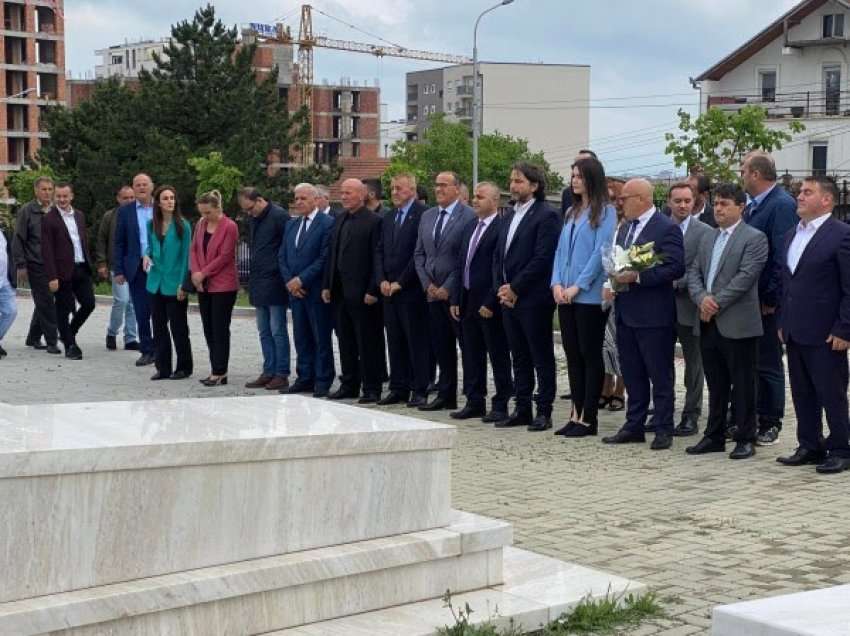 ​Rama nga varrezat e dëshmorëve: Do ta transformojmë këtë park memorial