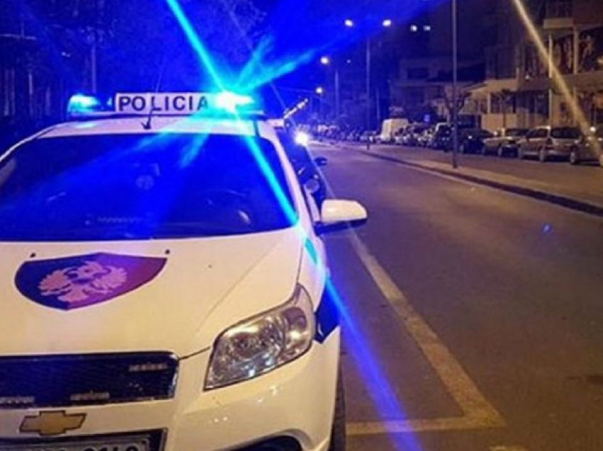 Sherr mes adoleshentëve në Vlorë, plagoset 14-vjeçari