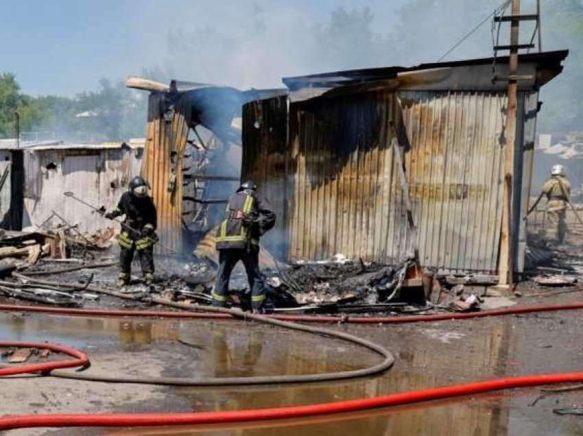 Të paktën tre të vrarë në sulmin ukrainas në Donetsk