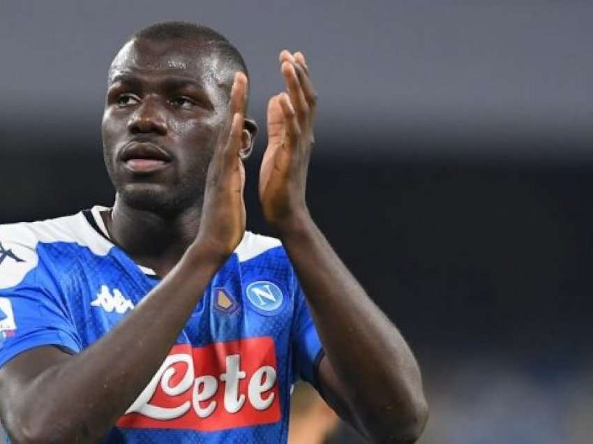 Koulibaly pezullon bisedimet për rinovim me Napolin