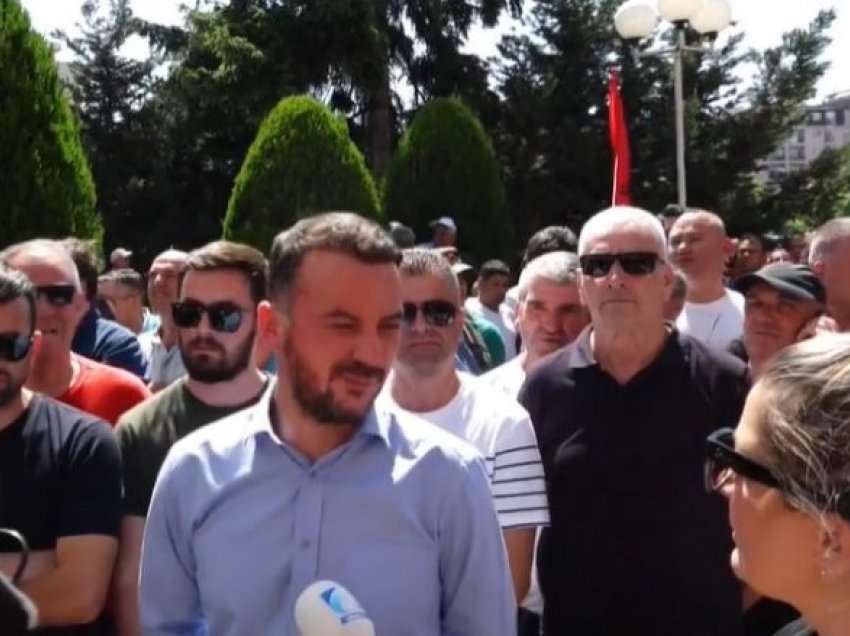 Molliqaj deklarohet nga protesta e veteranëve