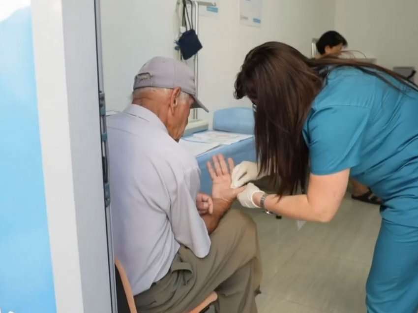 Rama njofton turistët që zgjedhin të pushojnë në Shqipëri