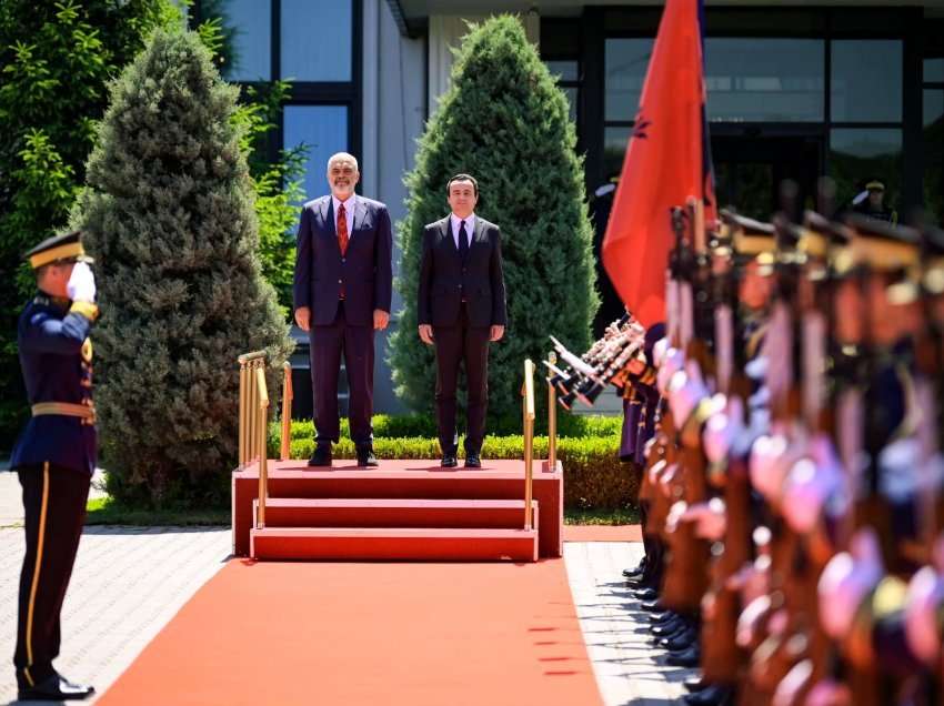 Prapavija e vizitës së Ramës në Kosovë / Zbulohet qëllimi kryesor – ja çfarë po planifikojnë së bashku me Vuçiqin!