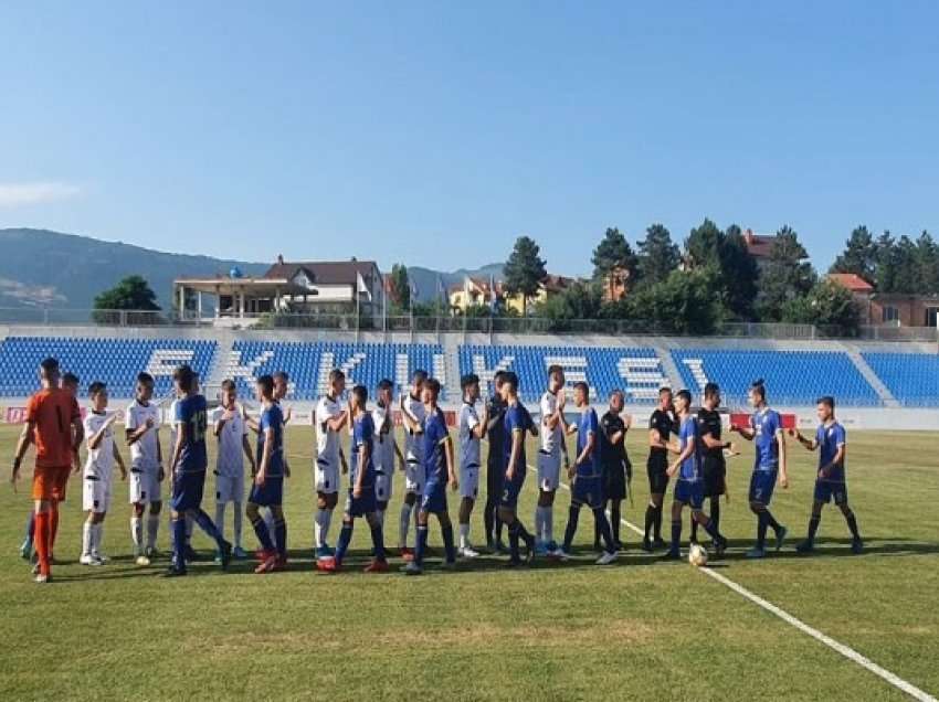 Vëllazëroren e parë e fiton Shqipëria, mposht Kosovën në “Kukës Arena”