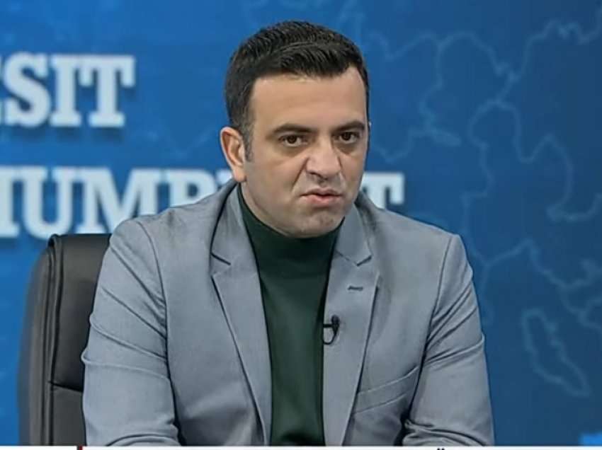 Isa Mustafa ‘shpërtheu’ ndaj Vjosa Osmanit e Albin Kurtit, reagon Pozhari: Mustafa mundet me shiku Vjosën dhe me i shku lotët...