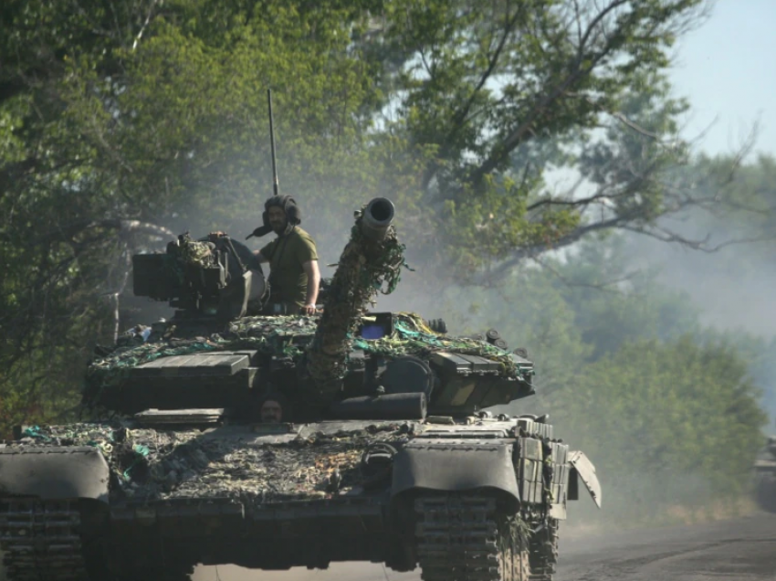 Rusia zgjeron territorin e pushtuar në lindje të Ukrainës