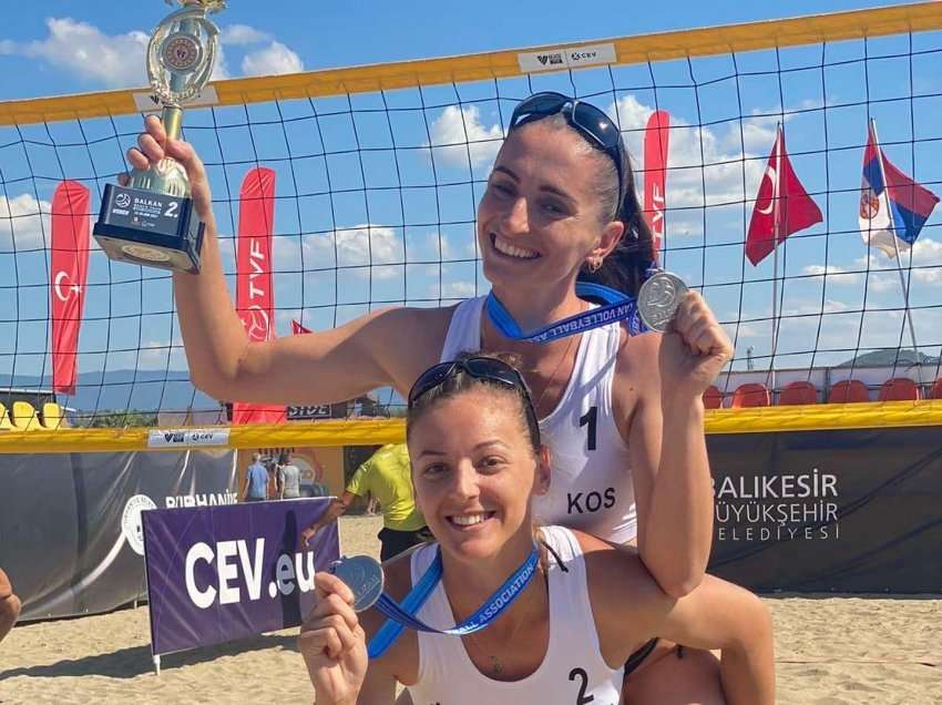 Kosova fiton medalje në Kampionatin Ballkanik të Beach Volley për herë të parë në histori