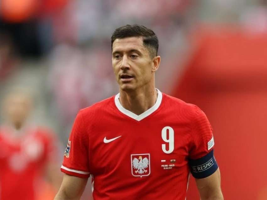 Barcelona rikthehet me ofertë të re për Lewandowskin, e informon edhe yllin polak