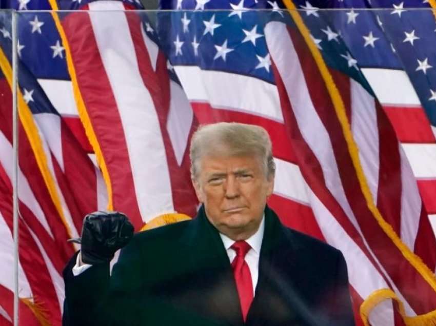 Gati gjysma e amerikanëve thonë se ndaj ish Presidentit Trump duhen ngritur akuza