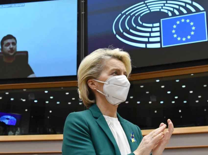 Von der Leyen: Sundimi i ligjit vs. sundimi i armës