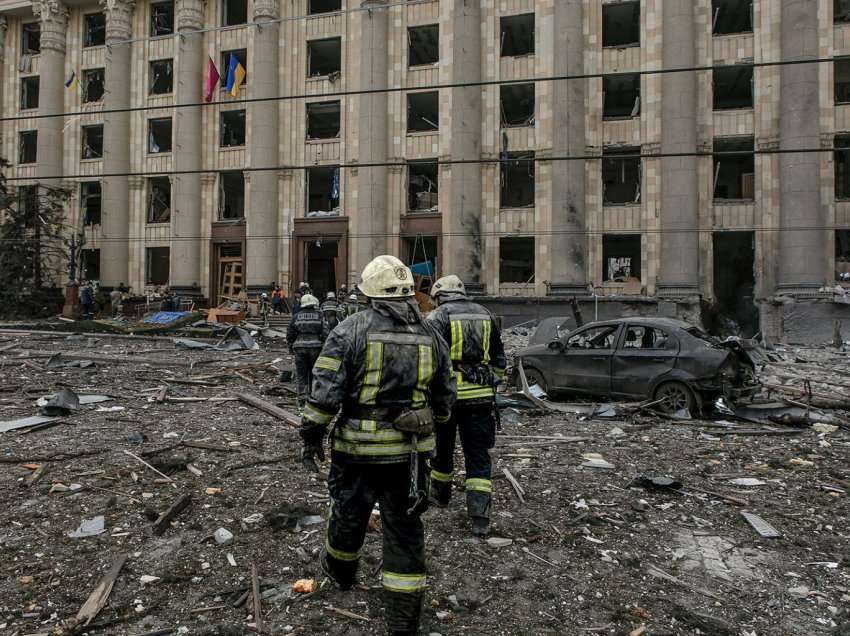 Pamjet/ Qyteti Kharkiv pas bombardimeve ruse me artileri të rëndë