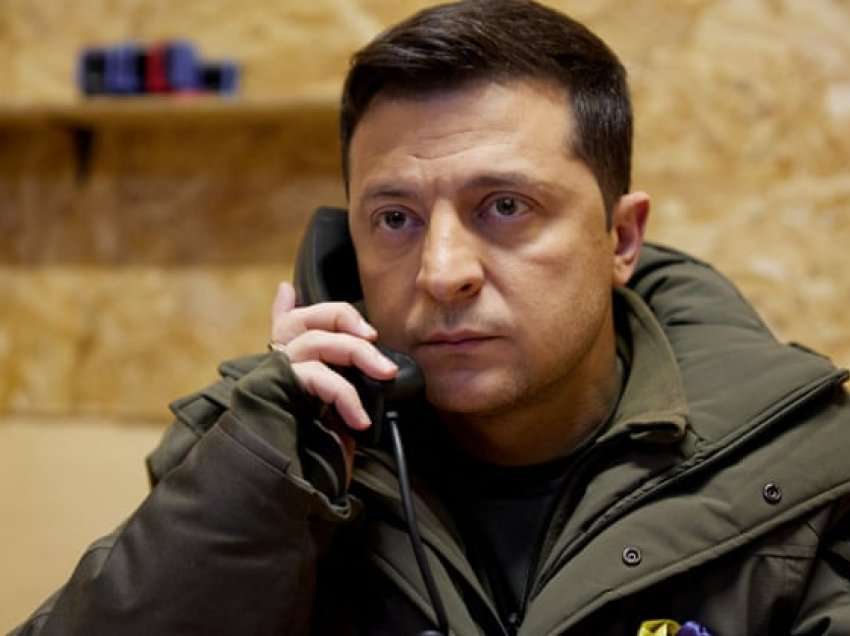 Zbulohet telefoni satelitor i Zelenskyt që bisedon vetëm me Presidentin Biden