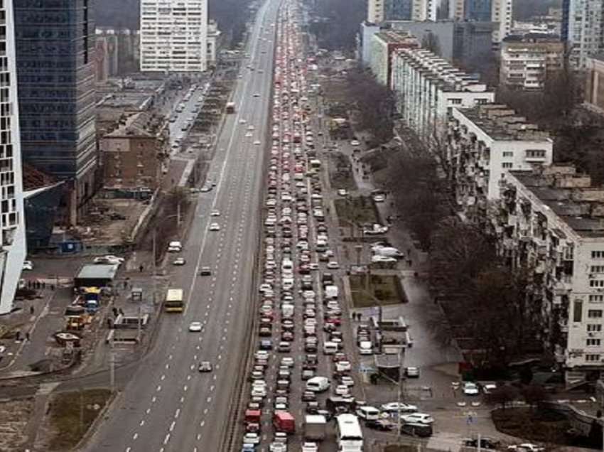 Bilanci i humbjeve të forcave ruse në Ukrainë: 5710 viktima, 846 makina të blinduara e 60 tanke