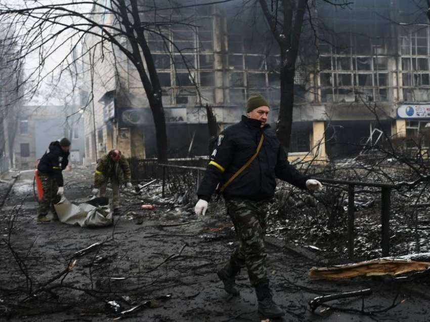 LIVE: “Buzë një katastrofe njerëzore”/ Shpërthim i fuqishëm në Kiev, dridhet toka