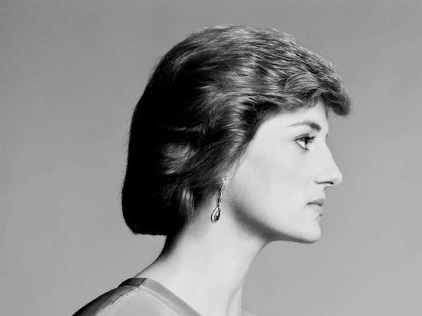 Publikohet për herë të parë një foto e rrallë e Princeshës Diana