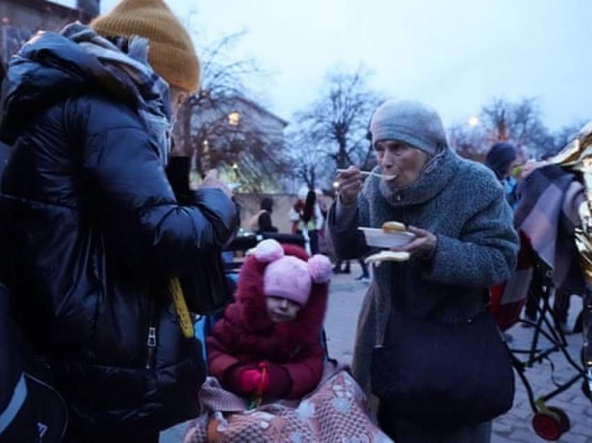 Një milion njerëz janë larguar nga Ukraina, thotë agjencia e OKB-së për refugjatët