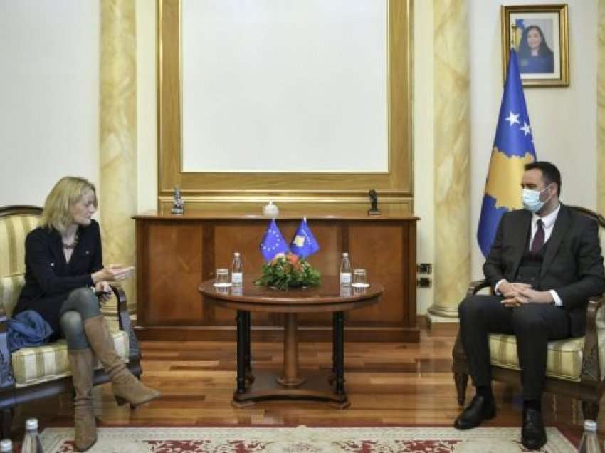 Konjufca takon von Cramon: Të përshpejtohet anëtarësimi i Kosovës në BE dhe NATO