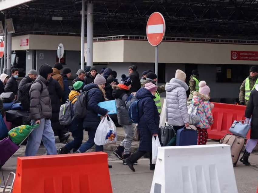 Lufta me Rusinë, mbi 570 mijë ukrainas kanë gjetur strehë në Poloni