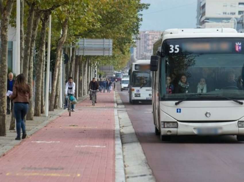 Po udhëtonte me autobus, ndërron jetë gruaja në kryeqytet