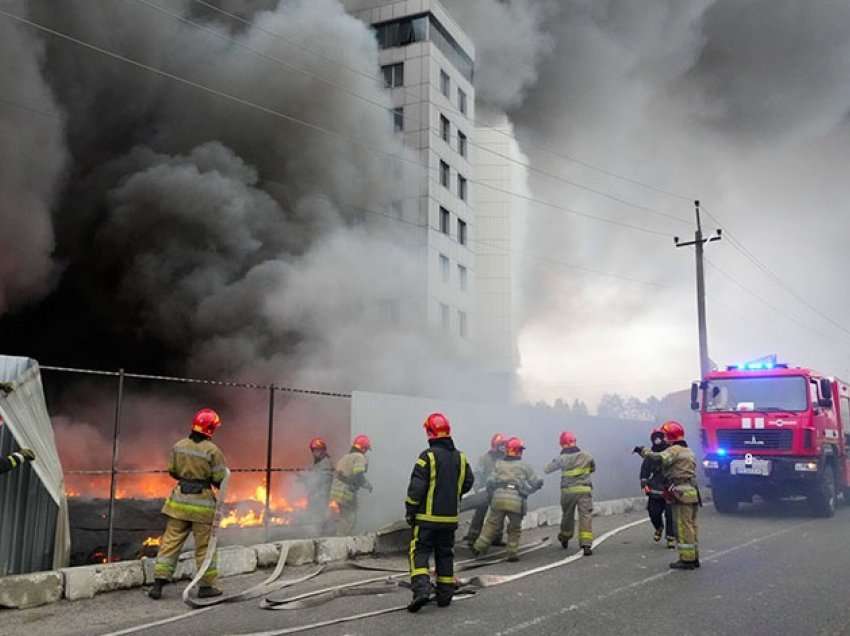 Raund i ri sulmesh me raketa ndaj Zaporizhias