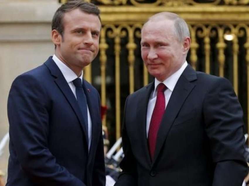 Macron bisedon dy orë në telefon me Putinin, zbulohet çka i tha për Ukrainën