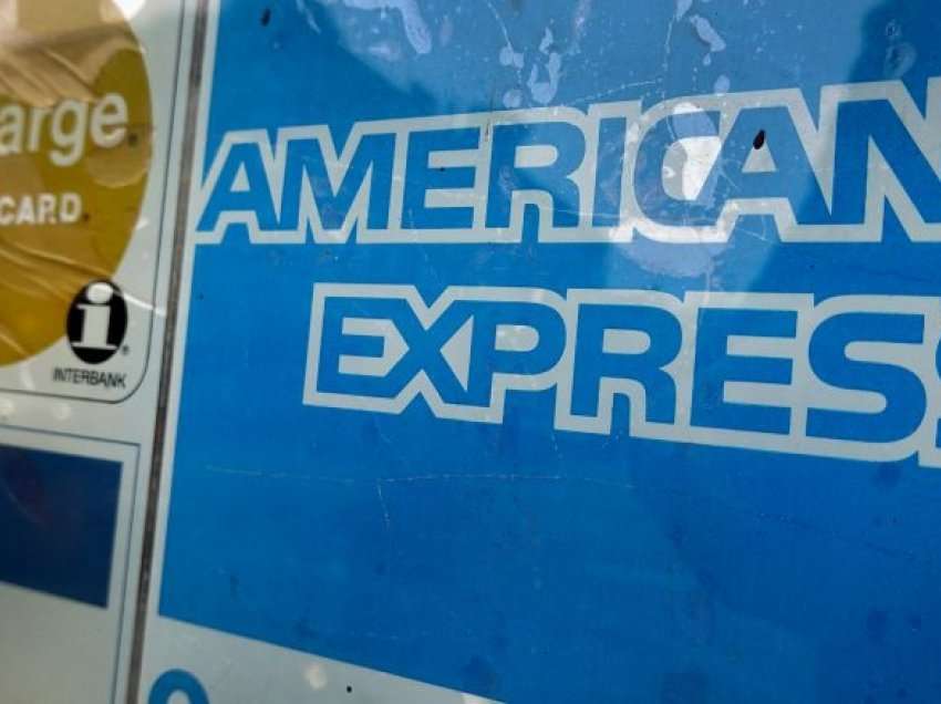 American Express pezullon punën në Rusi