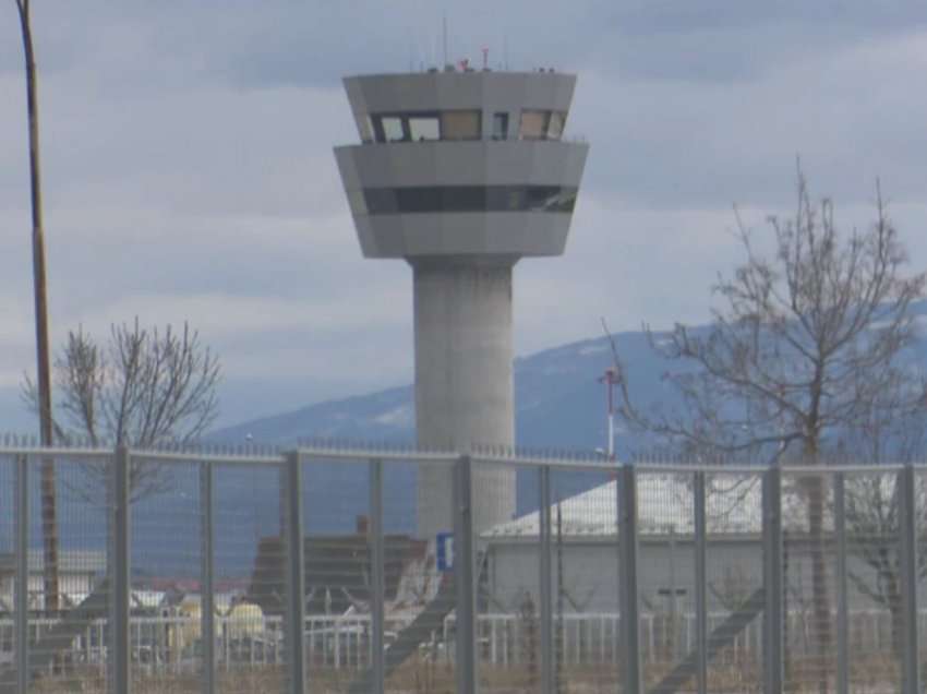 Hapësira ajrore e Kosovës mbetet e hapur për avionët rusë